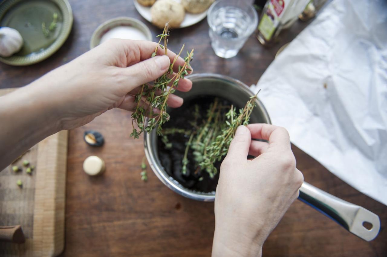 The Ultimate Guide to Cooking with Thyme: A Comprehensive Exploration